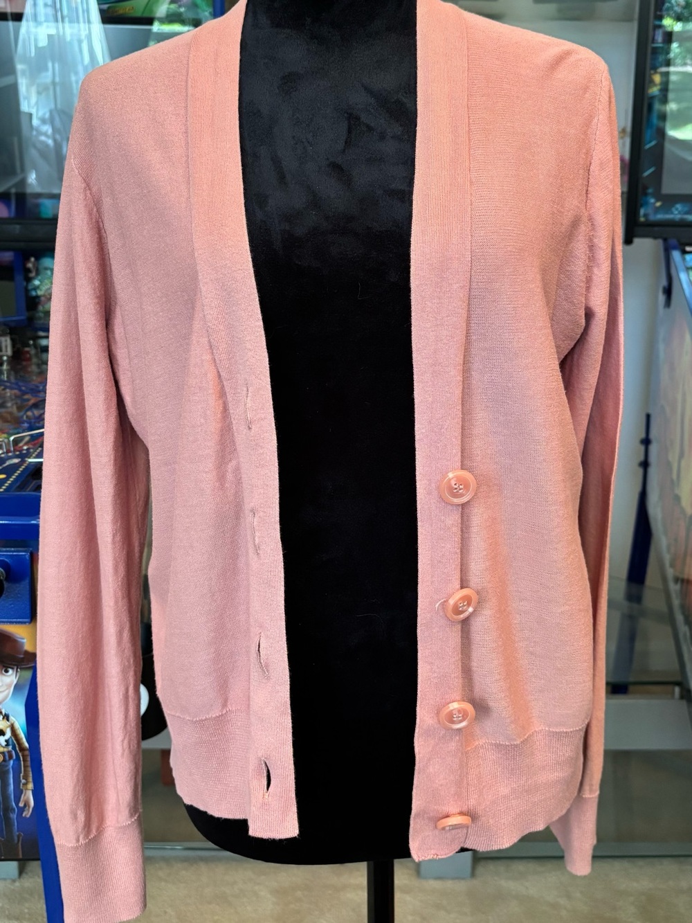 J. Crew V-Neck Front Button Peach Cardigan Size Medium - Picture 3 of 9